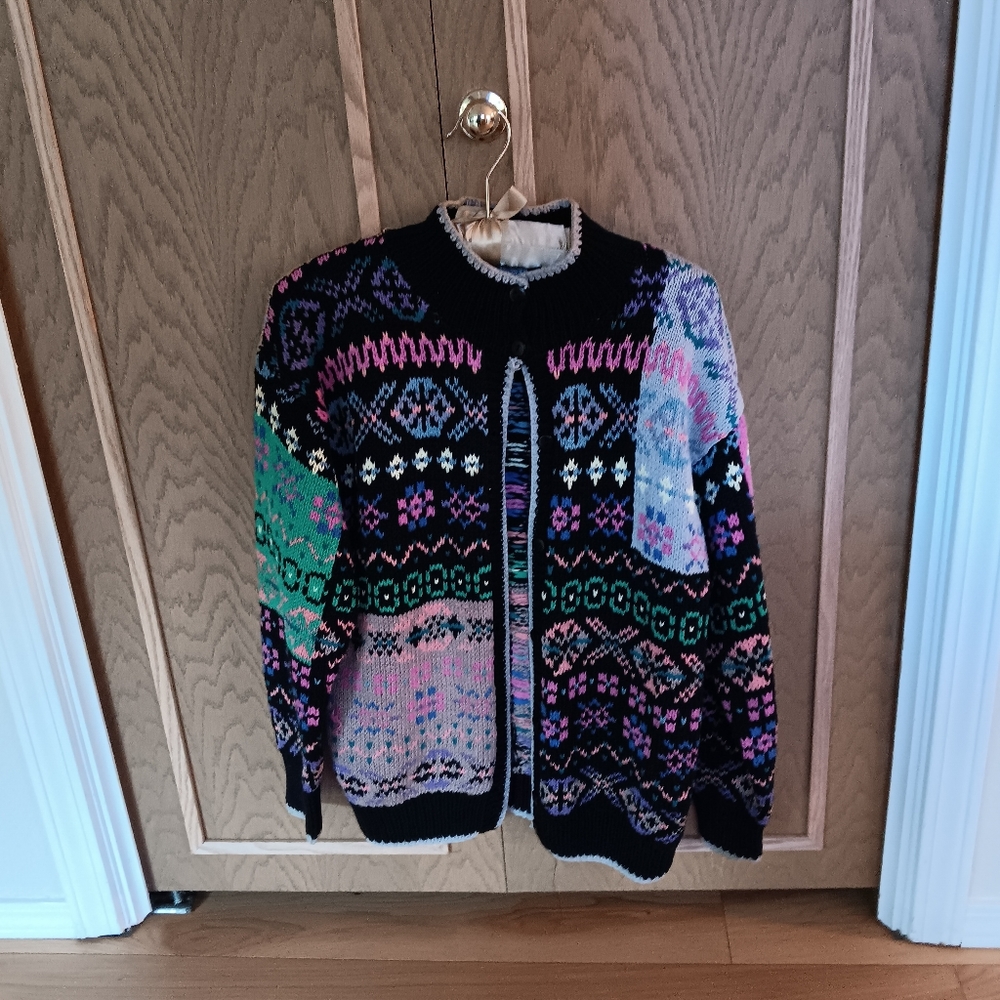 Hand knit cape isle sweater 1980's